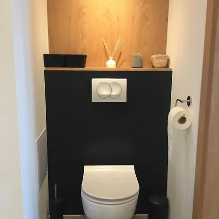 City Home Apartman شقة *