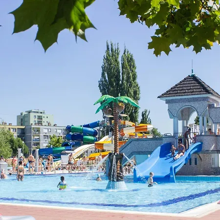 City Home Apartman *